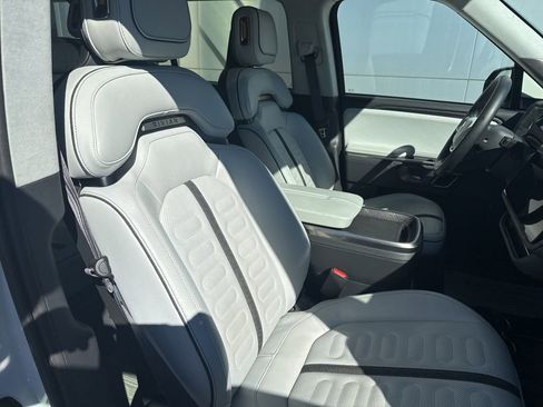 Used 2024 Rivian R1S Adventure image 32