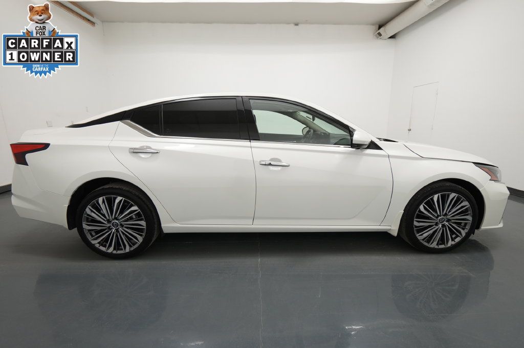 Used 2024 Nissan Altima 2.5 SL AWD/4WD image 9