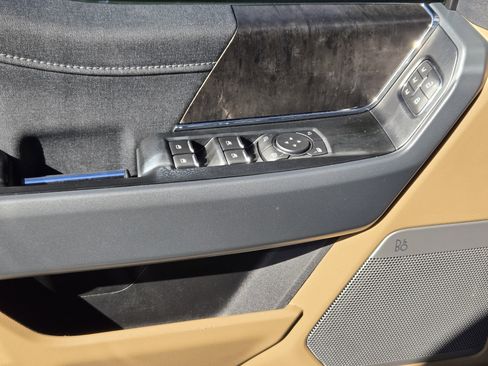 Used 2021 Ford F150 Lariat w/ Max Trailer Tow Package image 26