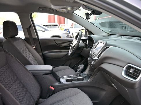Used 2024 Chevrolet Equinox LT image 11