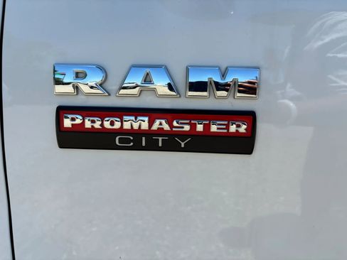 Used 2021 RAM ProMaster City Tradesman FWD image 3