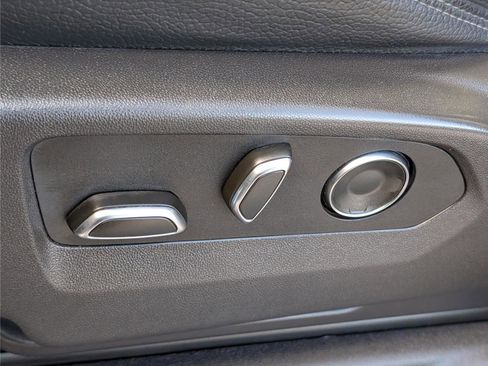 Used 2024 GMC Sierra 3500 Denali w/ Technology Package image 24