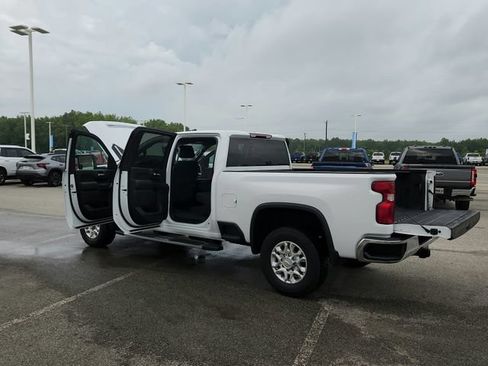 Used 2023 Chevrolet Silverado 2500 LT w/ Convenience Package AWD/4WD image 29
