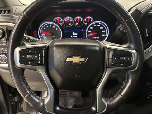 Used 2019 Chevrolet Silverado 1500 LT w/ All-Star Edition image 17