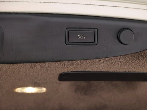 Used 2014 Bentley Flying Spur W12 AWD/4WD image 60