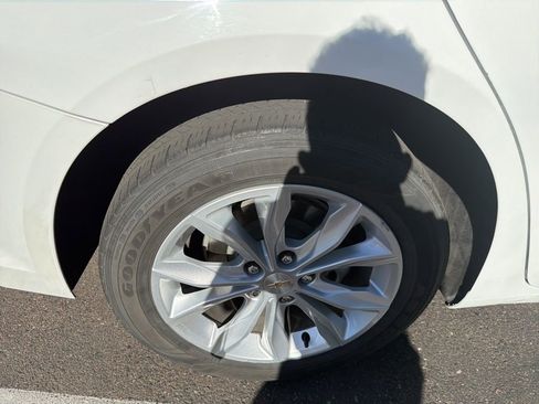 Used 2025 Chevrolet Malibu LT image 15