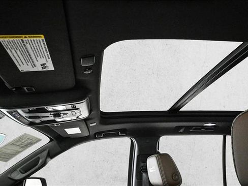 Used 2021 Chevrolet Tahoe High Country image 17