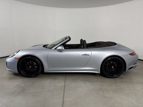 Certified 2017 Porsche 911 Carrera 4 AWD/4WD image 2