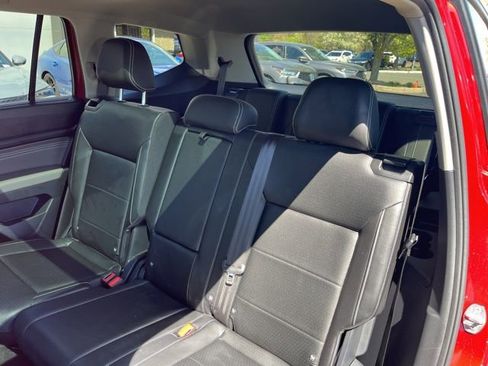Used 2023 Volkswagen Atlas SEL AWD/4WD image 43