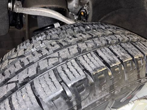 Certified 2023 Chevrolet Silverado 1500 RST w/ Z71 Off-Road Package image 29