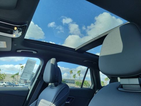 New 2026 Mercedes-Benz GLC 300 image 23