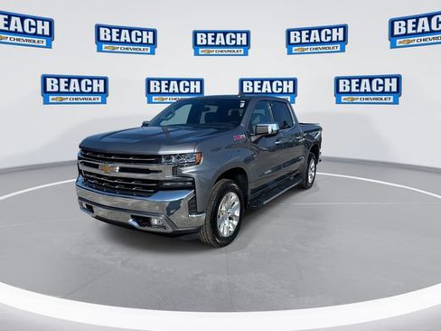 Used 2019 Chevrolet Silverado 1500 LTZ AWD/4WD image 4