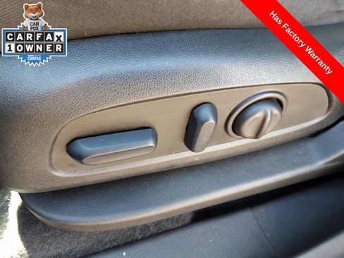 Used 2023 Chevrolet Equinox LT FWD image 17