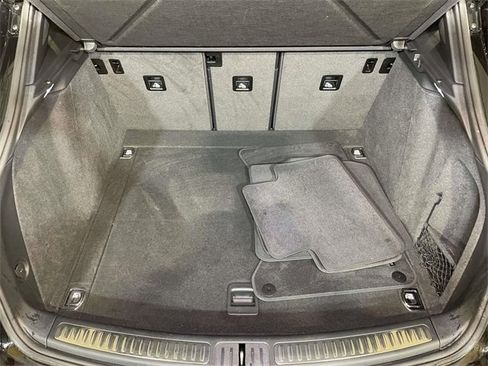 Used 2024 Porsche Macan image 20