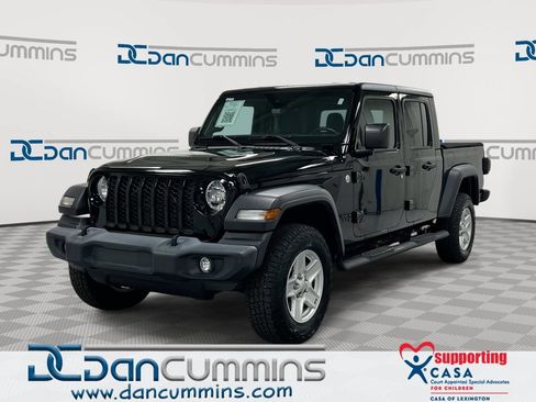 Used 2020 Jeep Gladiator Sport w/ Quick Order Package 24S AWD/4WD image 1