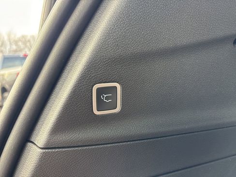 New 2026 Chrysler Voyager LX FWD image 28