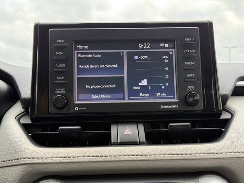 Used 2022 Toyota RAV4 XLE image 16