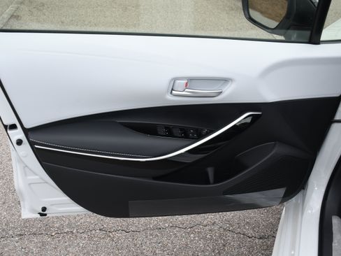 New 2026 Toyota Corolla XSE FWD image 5