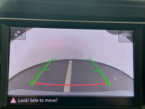 Used 2024 Volkswagen Jetta SE image 22