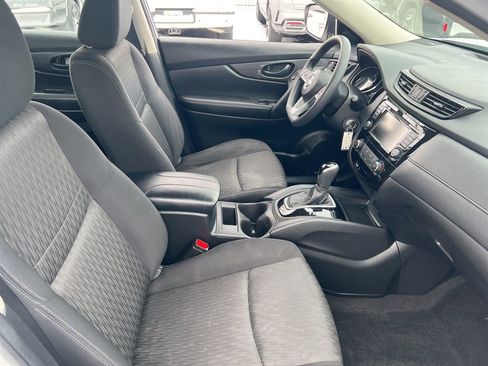 Certified 2020 Nissan Rogue S image 20