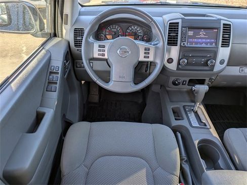 Used 2019 Nissan Frontier SV image 17