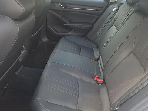 Used 2019 Honda Accord Touring image 13