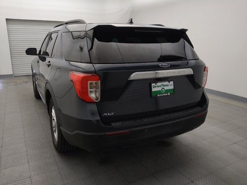 Used 2022 Ford Explorer XLT RWD image 6