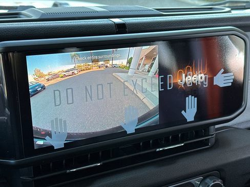 New 2025 Jeep Wrangler Sport AWD/4WD image 18