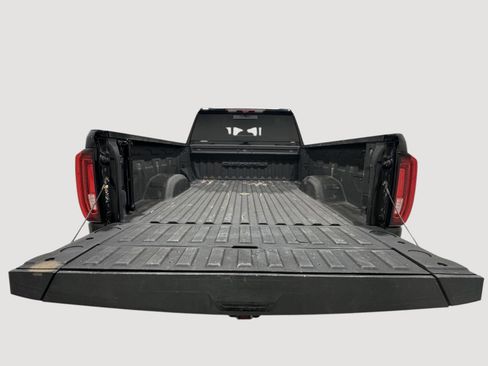 Used 2023 GMC Sierra 3500 Denali w/ Technology Package AWD/4WD image 24