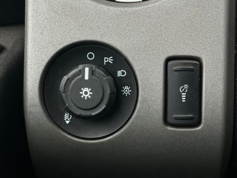 Used 2013 Ford F350 Lariat w/ Lariat Chrome Pkg image 25