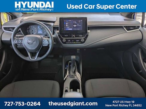Used 2026 Toyota Corolla SE FWD image 17