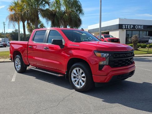 Used 2022 Chevrolet Silverado 1500 Custom image 9