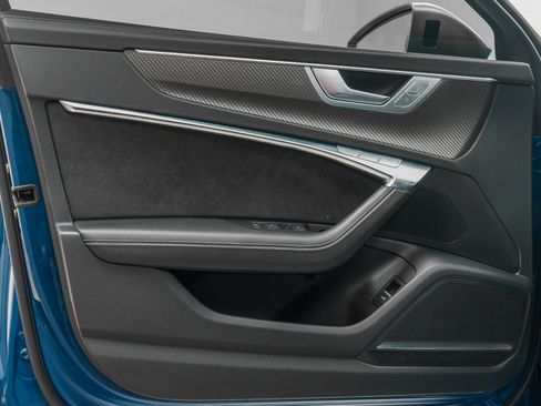 Used 2024 Audi RS 6 performance w/ Black Optic Package image 41