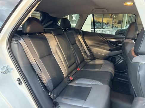 Used 2022 Subaru Outback Onyx Edition XT image 14