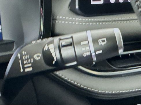 New 2026 INFINITI QX60 Luxe w/ Cargo Package image 15