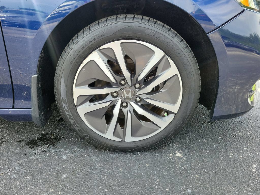 Used 2018 Honda Accord EX-L image 6