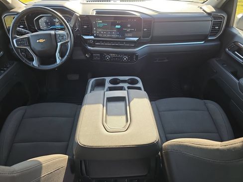 Used 2025 Chevrolet Silverado 3500 LT w/ Safety Package AWD/4WD image 9