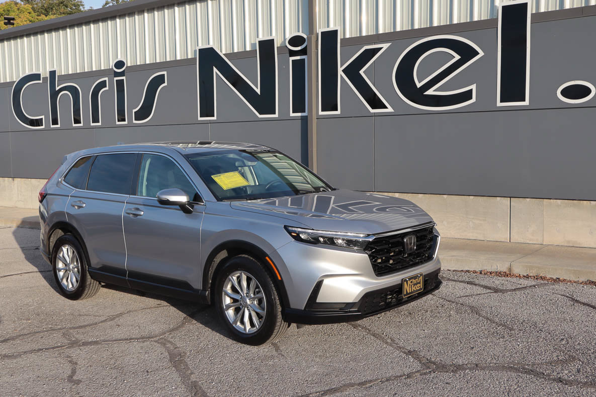 Used 2025 Honda CR-V EX image 1
