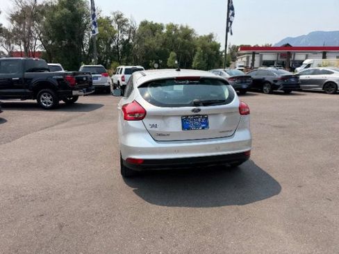 Used 2016 Ford Focus Titanium FWD image 9