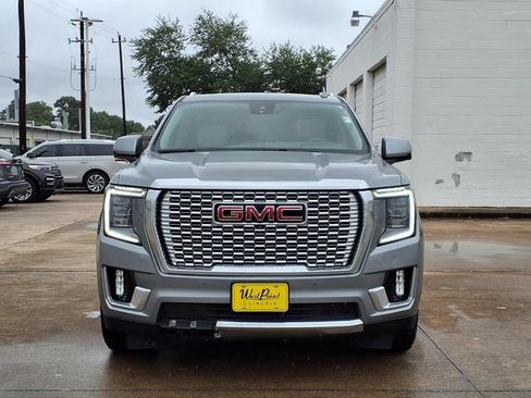 Used 2023 GMC Yukon XL Denali w/ Denali Reserve Package AWD/4WD image 19