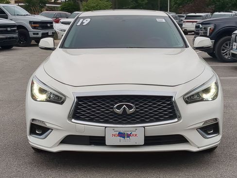 Used 2019 INFINITI Q50 Luxe w/ Essential Package (3.0T Luxe) RWD image 8