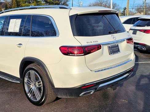 Used 2022 Mercedes-Benz GLS 450 4MATIC image 14
