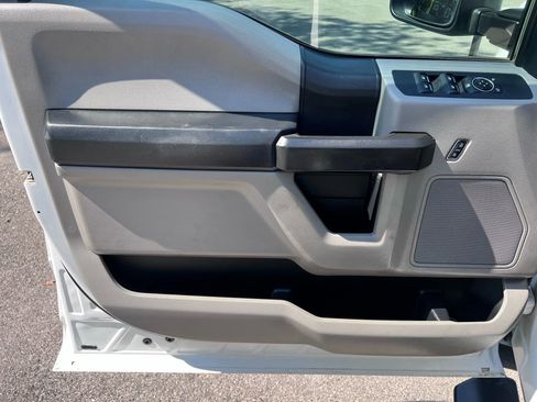 Used 2019 Ford F250 XL w/ Power Equipment Group image 15