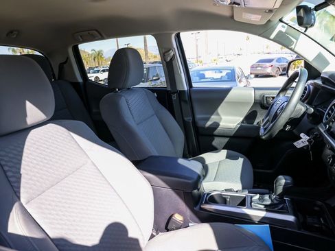 Used 2021 Toyota Tacoma SR5 image 20