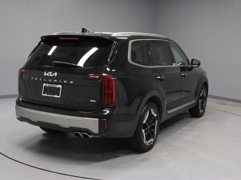 Used 2025 Kia Telluride S AWD/4WD image 12