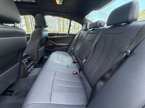 Certified 2023 BMW 530i 530i w/ Premium Package image 14