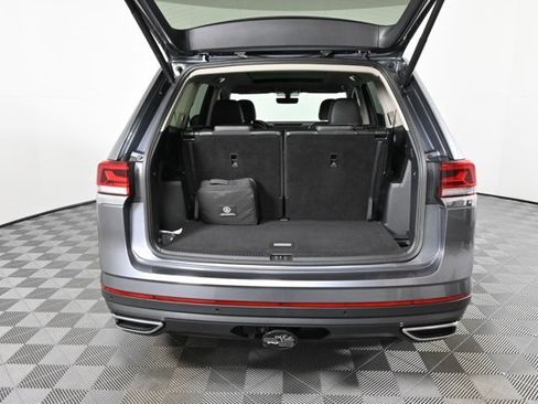 Certified 2023 Volkswagen Atlas SE w/ Panoramic Sunroof Package image 10