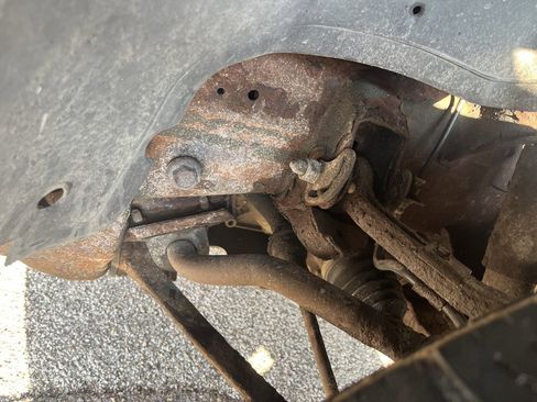 Used 2000 Chevrolet Tahoe LS w/ LS Preferred Equipment Group image 24