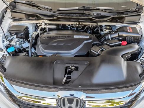 Used 2020 Honda Odyssey Elite image 17