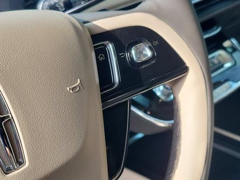 Certified 2023 Lincoln Corsair FWD image 25